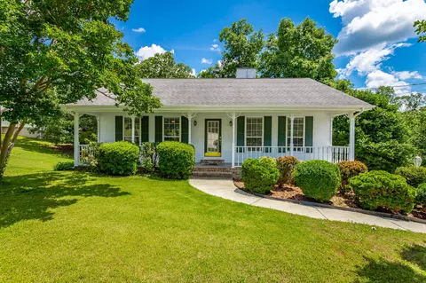 454 Leona Dr, Ringgold, GA 30736