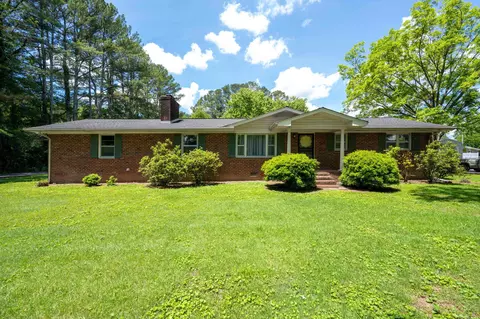 915 Hudson Ave, Jasper, TN 37347