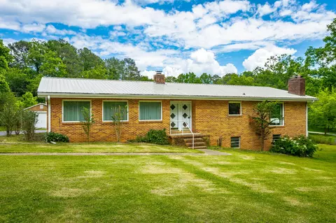 7906 N Dent Rd, Hixson, TN 37343