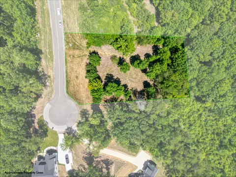 1395 Cherokee Path #JF260, Jasper, TN 37347