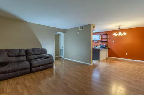 900 Mountain Creek Rd #E 63, Chattanooga, TN 37405