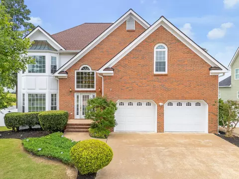 7806 Dunwoody Dr, Chattanooga, TN 37421
