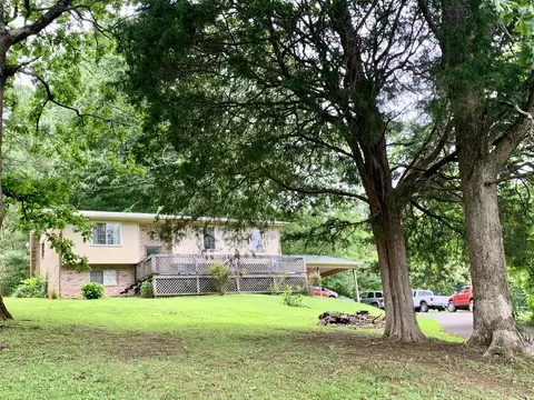879 Ridge Rd, Dunlap, TN 37327
