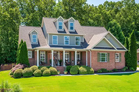 8134 Trout Lily Dr, Ooltewah, TN 37363