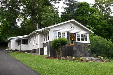 711 Kentucky Ave, Signal Mountain, TN 37377