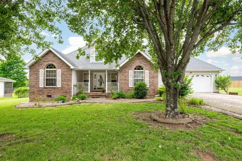627 Cardinal Rd, Ringgold, GA 30736