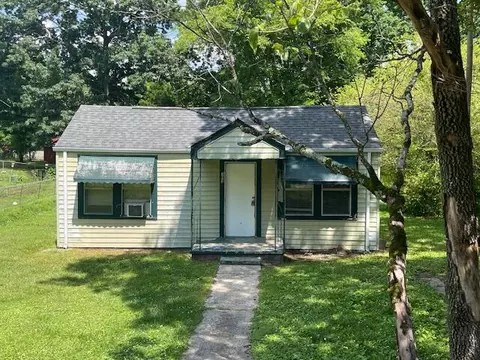 303 Glenn St, Lafayette, GA 30728