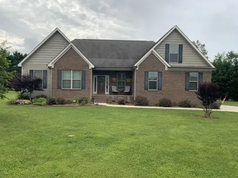 322 Twelve Oaks Dr, Rock Spring, GA 30739
