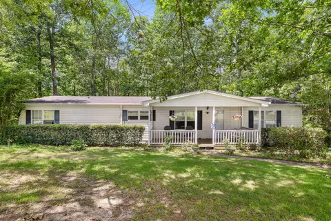 403 Lyman Daniel Rd, Trenton, GA 30752