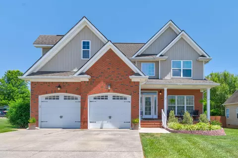 38 Sycamore Dr, Chickamauga, GA 30707