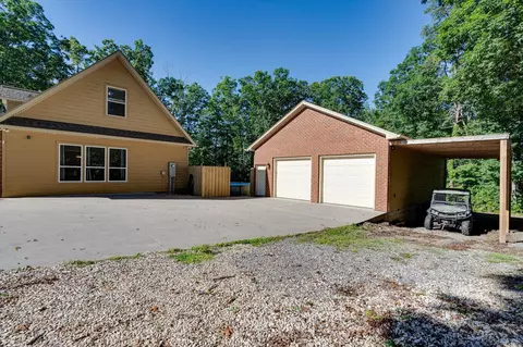 Exterior - 4735 Sequatchie Mountain Rd, Sequatchie, TN 37374 photo 12 of 17