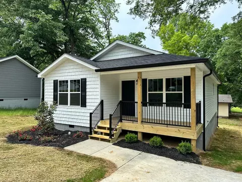 914 SE Lang St, Cleveland, TN 37311