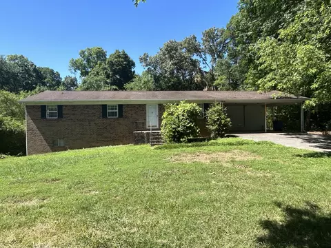124 NW Carriage Dr, Cleveland, TN 37312