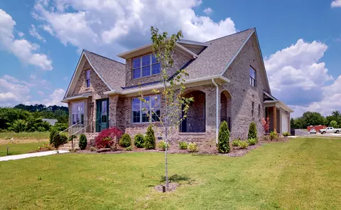 135 NW Arthur Ln, Cleveland, TN 37312
