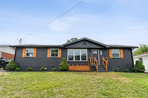 486 Sunliner Dr, Nashville, TN 37209