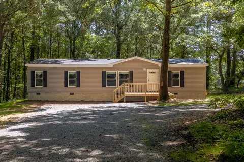 486 SE Blalock Rd, Adairsville, GA 30103