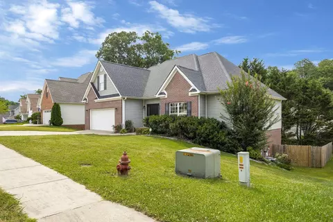 7927 Stillwater Cir, Ooltewah, TN 37363