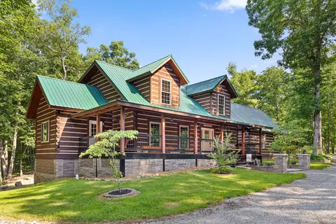 2430 Leggett Rd, Sale Creek, TN 37373