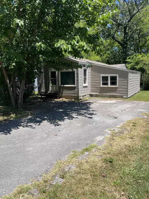 126 N Moore Rd, Chattanooga, TN 37411