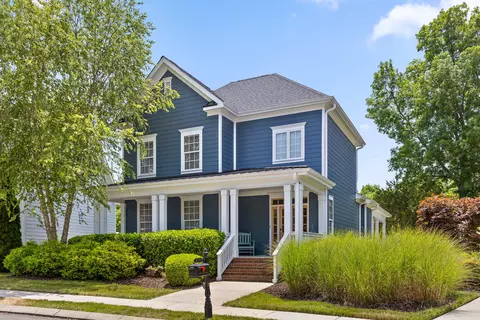 2179 Holden Farm Pl, Ooltewah, TN 37363
