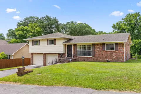 107 Ensign Rd, Rossville, GA 30741
