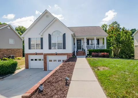 6746 Bucksland Dr, Ooltewah, TN 37363