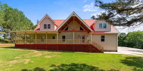 15940 W David Crockett Pkwy, Huntland, TN 37345