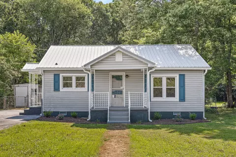 131 Biscayne Blvd, Rossville, GA 30741