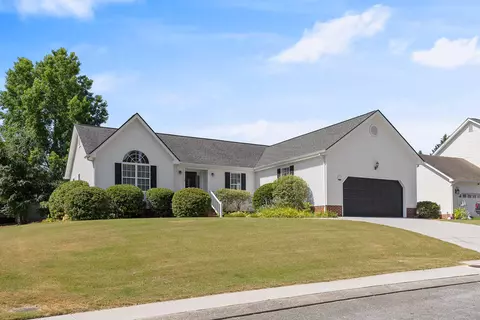 78 Creekview Dr, Ringgold, GA 30736