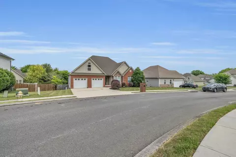 710 Windrush Loop, Chattanooga, TN 37421 photo 4