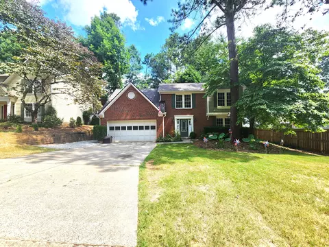 1207 NW Rockmart Cir, Kennesaw, GA 30144