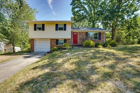 4026 E Freedom Cir, Ooltewah, TN 37363
