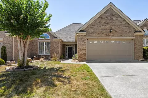 1973 Belleau Village Ln, Chattanooga, TN 37421