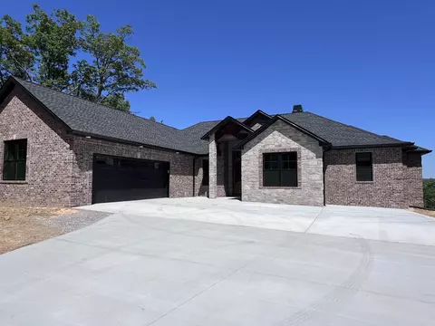 1095 Eastridge Pass, Monterey, TN 38574