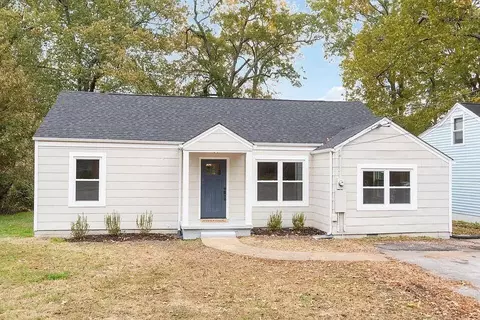 114 N Moore Rd, Chattanooga, TN 37411