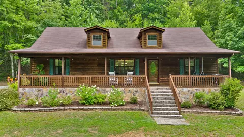 854 Williams Rd, Chickamauga, GA 30707