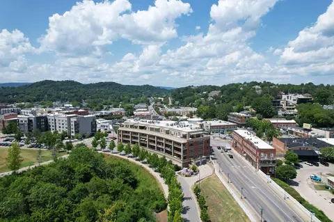 4 Cherokee Blvd #225, Chattanooga, TN 37405