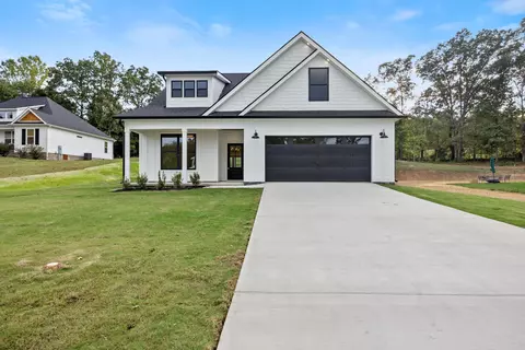 395 Sentry Oaks, Chickamauga, GA 30707