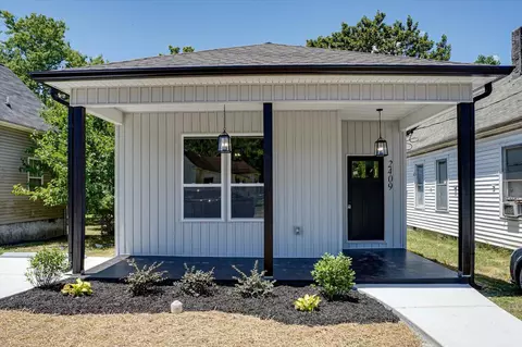 2409 N Chamberlain Ave, Chattanooga, TN 37406