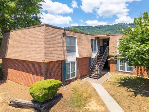 900 Mountain Creek Rd #Q261, Chattanooga, TN 37405