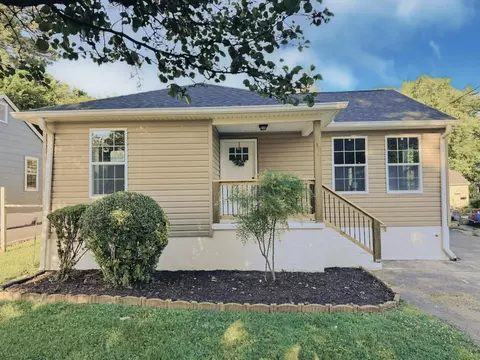 1310 Adona Ln, Chattanooga, TN 37412