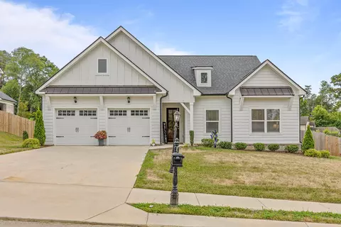 6433 Satjanon Dr #161, Ooltewah, TN 37363