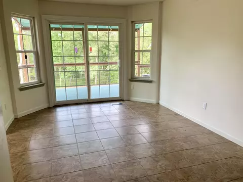 Living - 230 Middle Lusk Loop Rd, Dunlap, TN 37327 photo 3 of 3