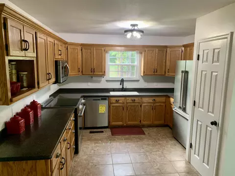 Kitchen - 230 Middle Lusk Loop Rd, Dunlap, TN 37327 photo 1 of 5