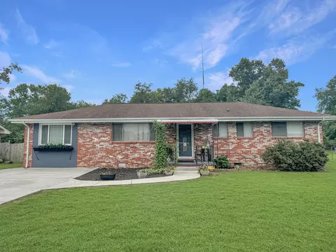 126 Greenfield Dr, Rossville, GA 30741
