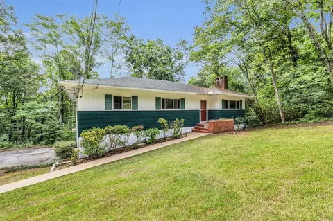 3008 Ozark Rd, Chattanooga, TN 37415