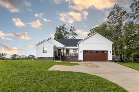 427 Cochran Rd, Chatsworth, GA 30705