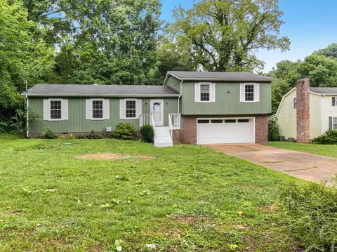 1149 Lyness Ave, Signal Mountain, TN 37377