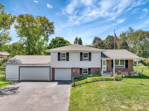 7218 Sterling Rd, Hixson, TN 37343