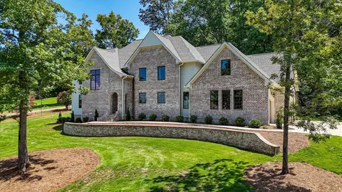 7144 Forest Spring Ln, Ooltewah, TN 37363